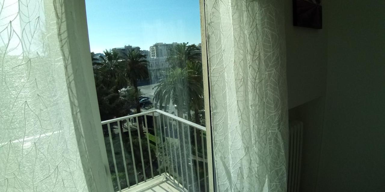 Station Suite Bari Buitenkant foto